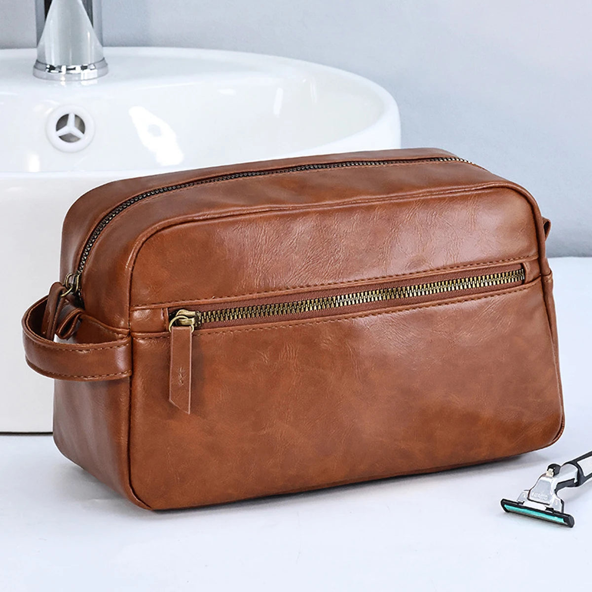 Men Vintage Luxury PU Leather Portable Toiletry Bag Travel Necessary Business Cases Male Hanging Double Layered Wash Bag