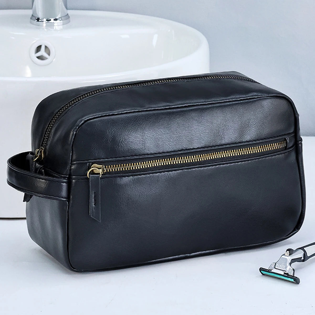 Men Vintage Luxury PU Leather Portable Toiletry Bag Travel Necessary Business Cases Male Hanging Double Layered Wash Bag